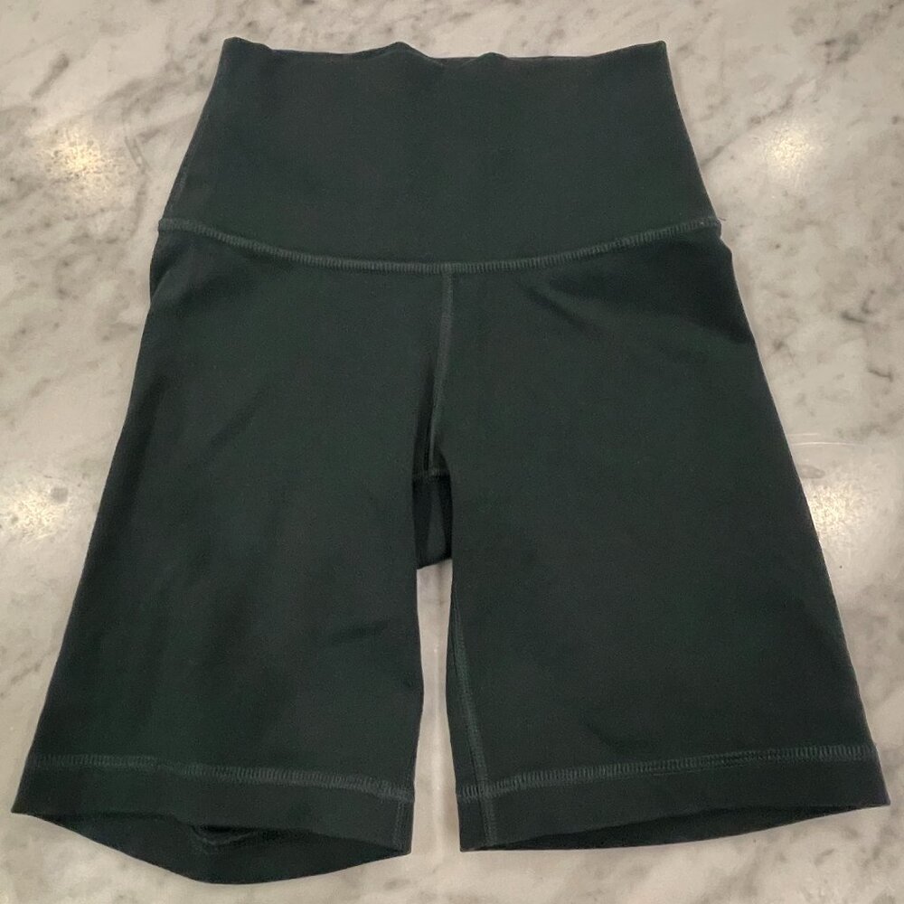 Aritzia TNA Dark Green Shorts - Size 2XS